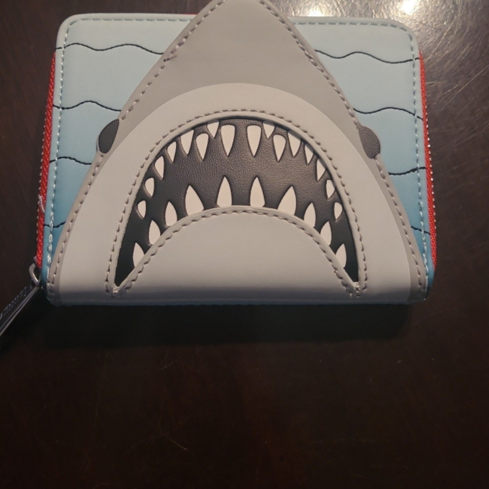 Nwot JAWS original Loungefly Wallet Universal Studios Rare